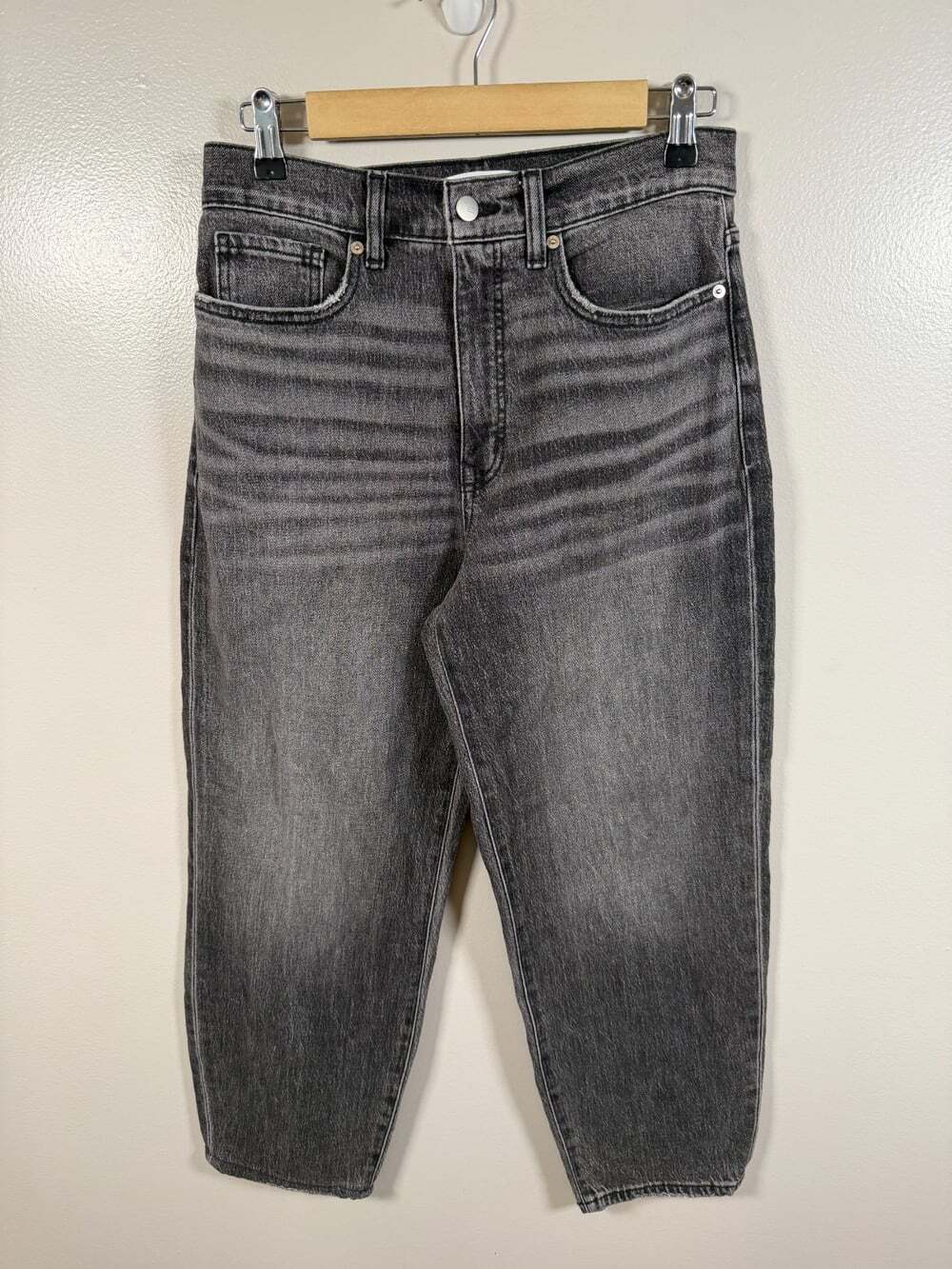 Evereve Ever Vintage Barrel Leg Jeans Size 27 Black Wash Denim High Rise Capsule